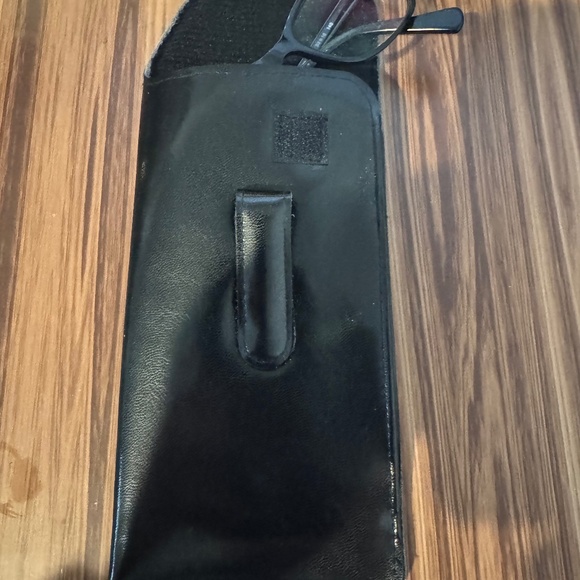 Black Eye Glass Case - Picture 3 of 5